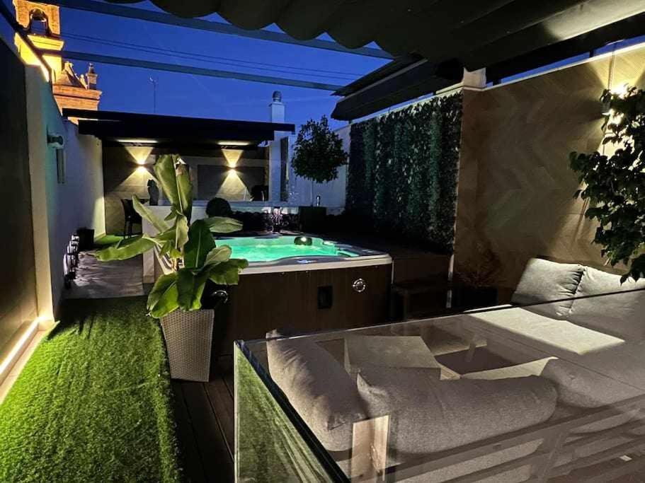 סביליה Elegant Duplex 3 Master Bedrooms And Private מראה חיצוני תמונה