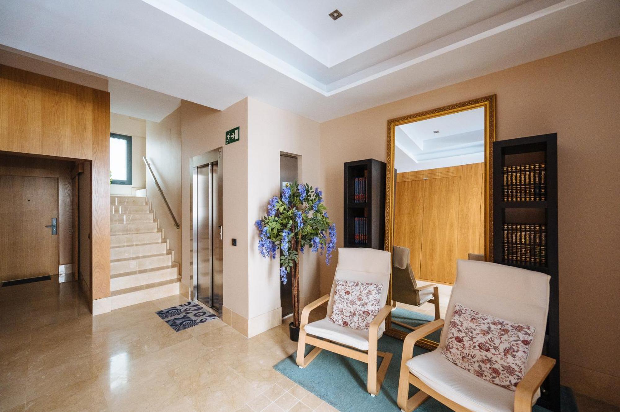 סביליה Elegant Duplex 3 Master Bedrooms And Private מראה חיצוני תמונה