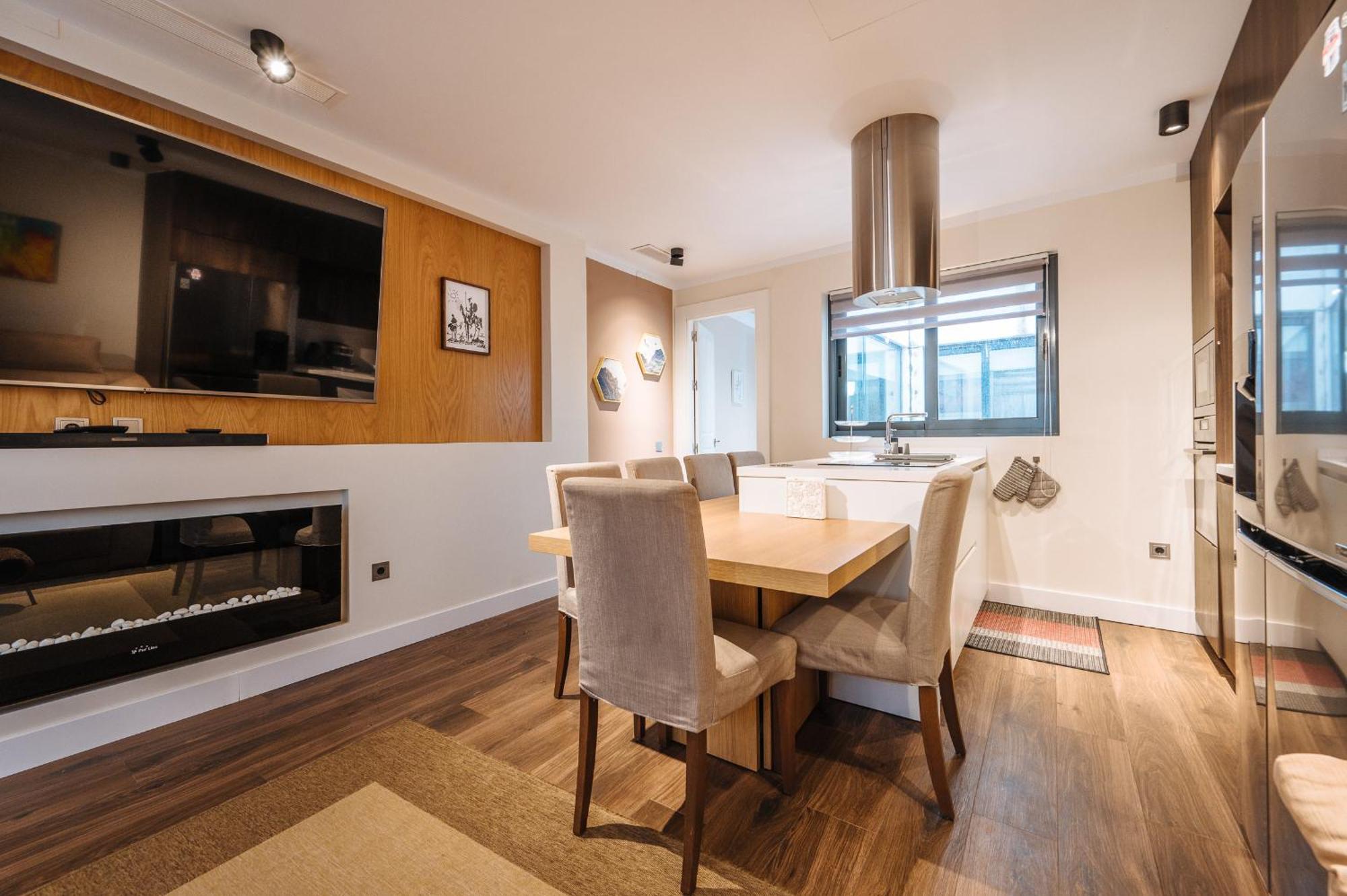 סביליה Elegant Duplex 3 Master Bedrooms And Private מראה חיצוני תמונה
