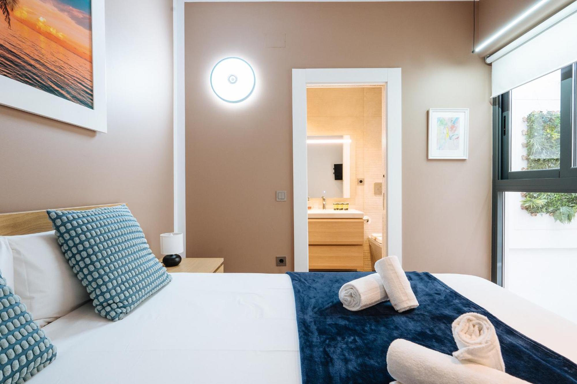 סביליה Elegant Duplex 3 Master Bedrooms And Private מראה חיצוני תמונה
